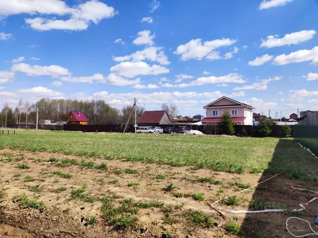 Участок в Московская область, Наро-Фоминский городской округ, д. ... - Фото 1