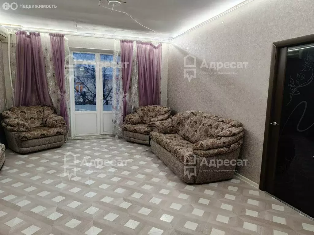 4-комнатная квартира: Волгоград, улица Ухтомского, 5 (96.8 м) - Фото 1