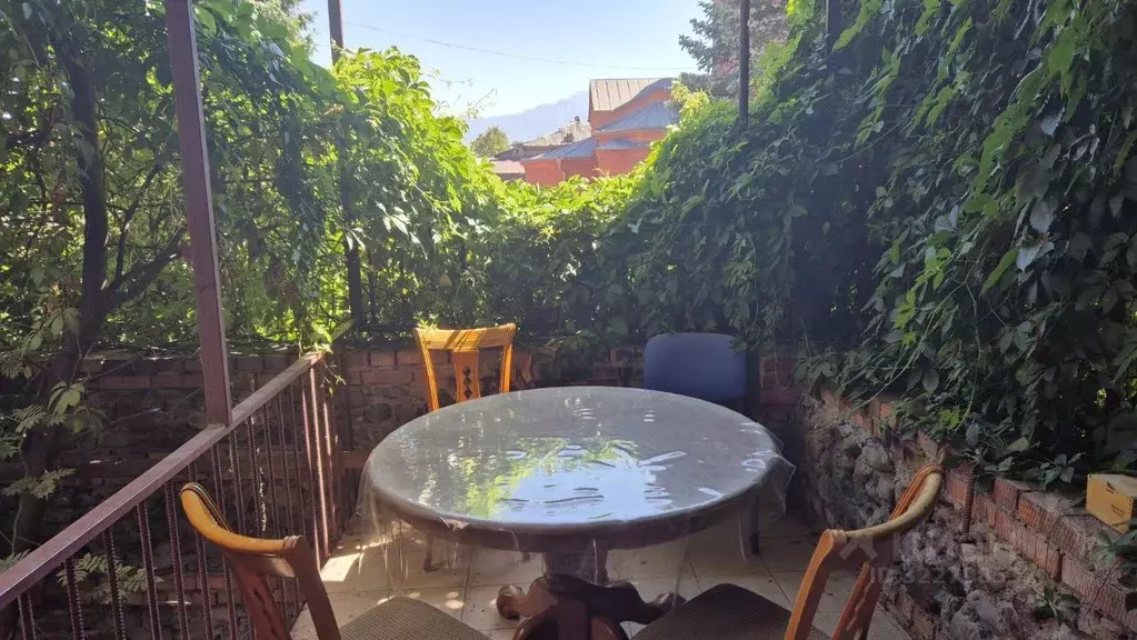 2-к кв. Северная Осетия, Владикавказ ул. Чермена Баева, 16 (60.0 м) - Фото 1