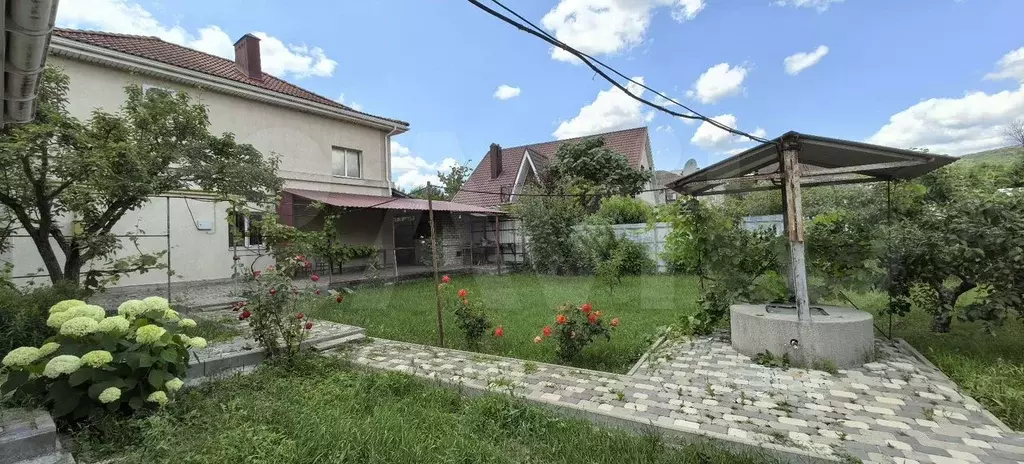 Дом 172,9 м на участке 17,6 сот. - Фото 1