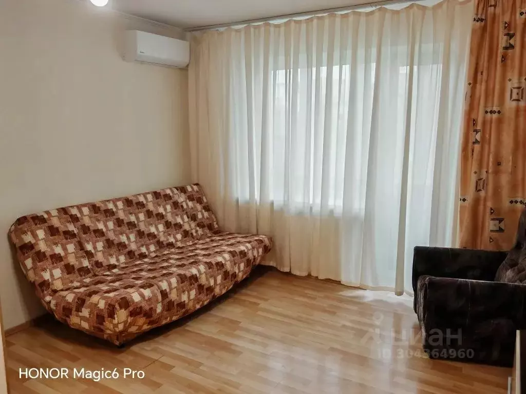 1-к кв. Приморский край, Владивосток Океанский просп., 102 (32.0 м) - Фото 1