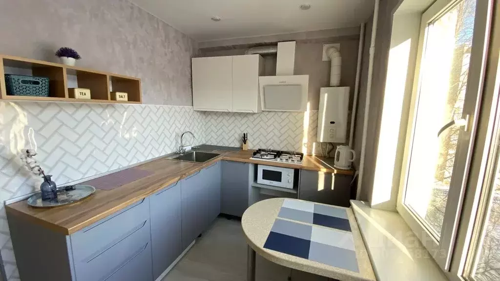 2-к кв. Коми, Ухта ул. 30 лет Октября, 22 (44.0 м) - Фото 0