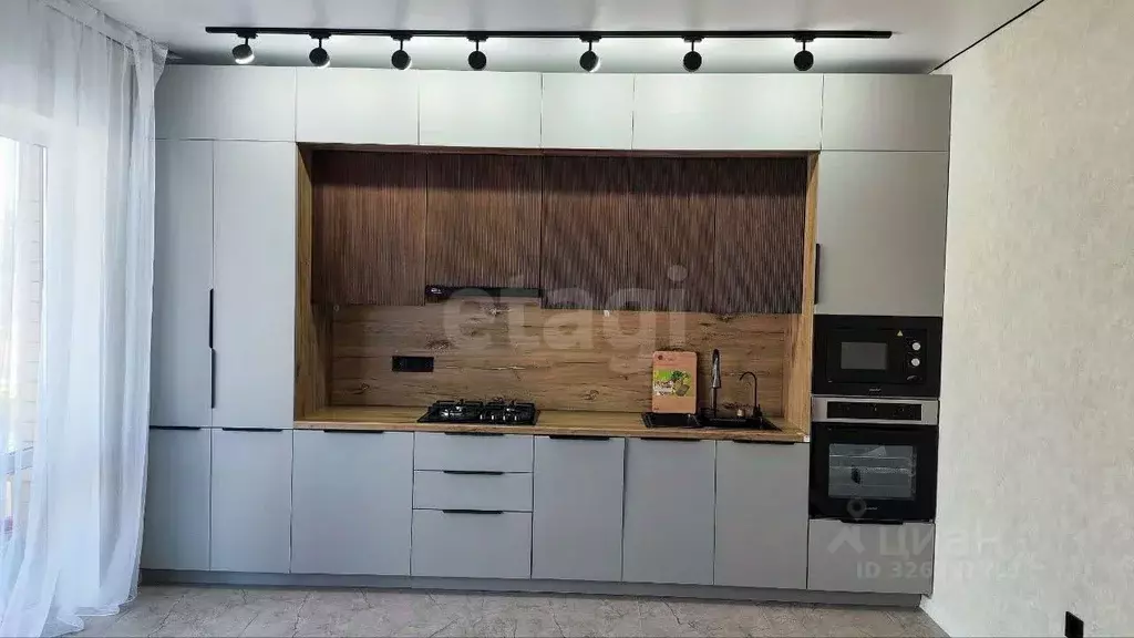 Дом в Ставропольский край, Михайловск Шпаковский район, ул. Александра ... - Фото 1