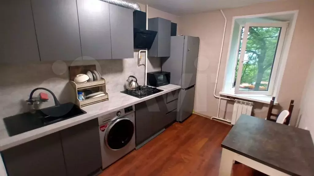 1-к. квартира, 30 м, 2/5 эт. - Фото 0