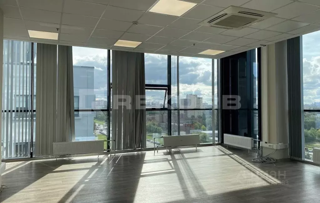 Офис в Санкт-Петербург Софийская ул., 6к8 (443 м) - Фото 1