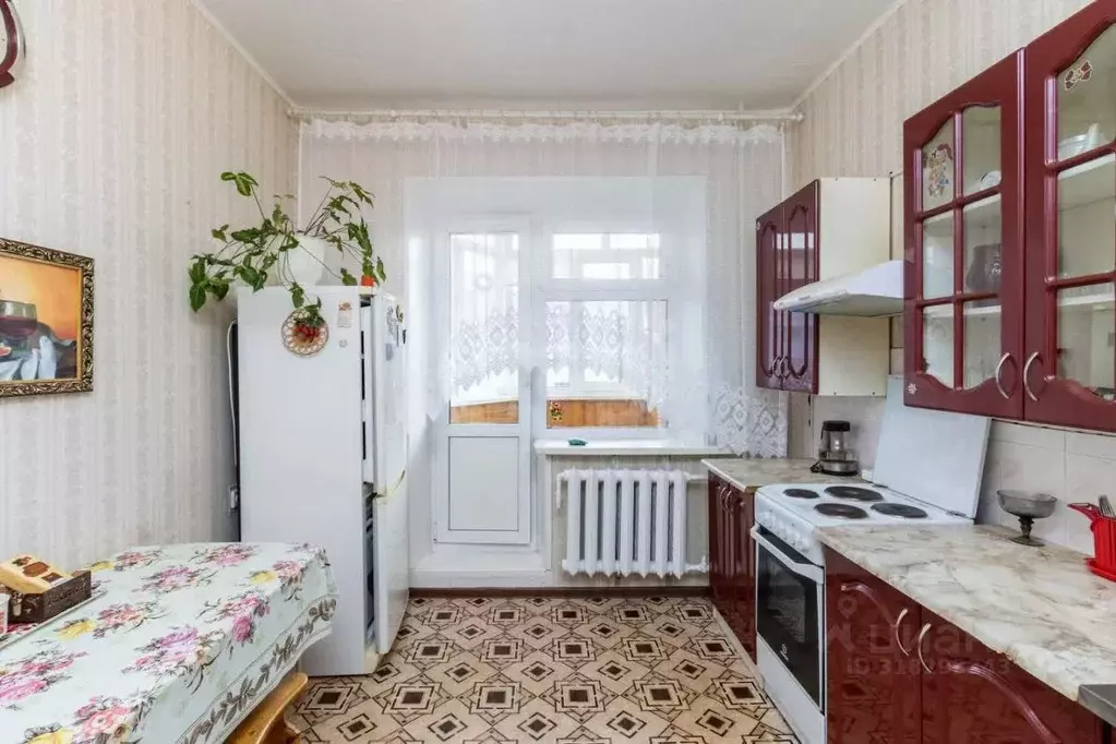 4-к кв. Ханты-Мансийский АО, Сургут ул. Федорова, 69 (86.9 м) - Фото 0