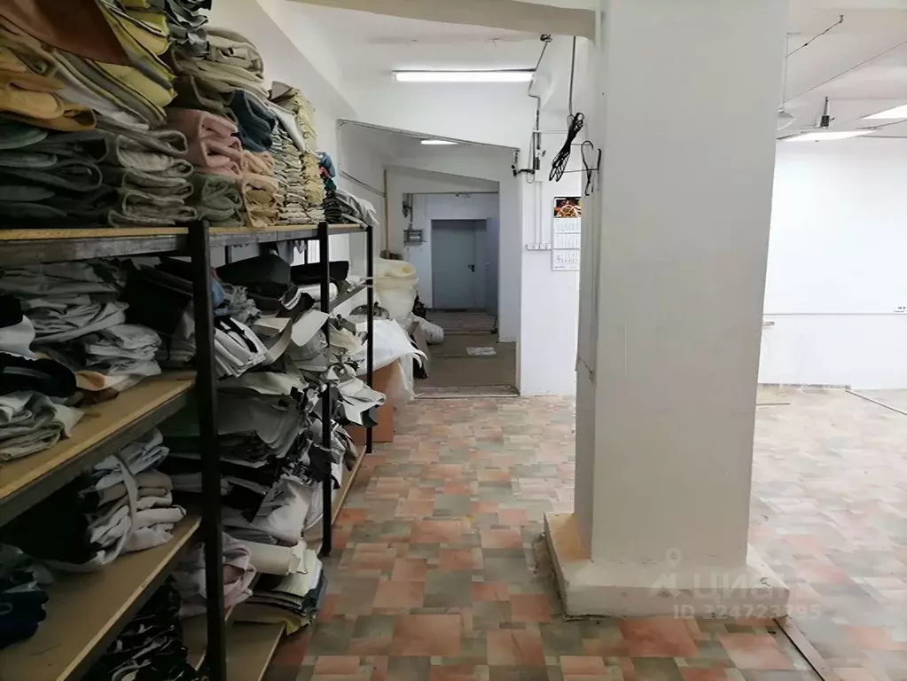 Помещение свободного назначения в Свердловская область, Екатеринбург ... - Фото 2