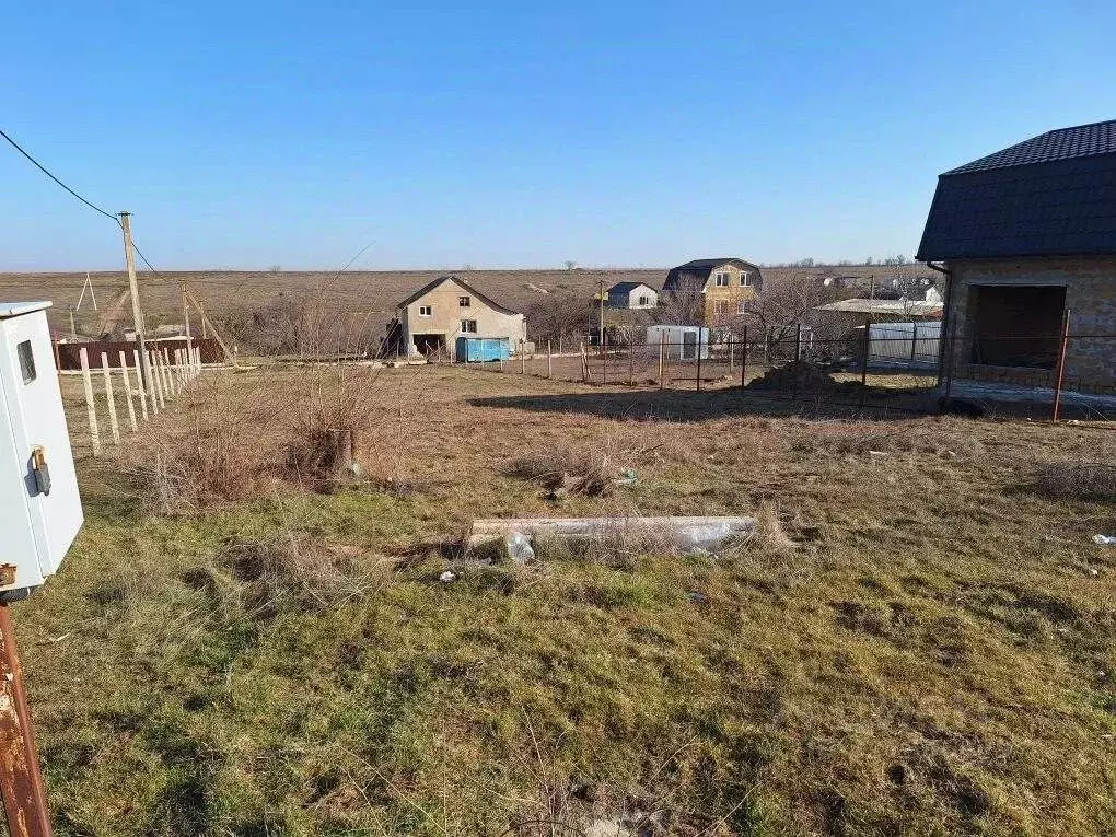 Участок в Крым, Симферопольский район, Перовское с/пос, Новозбурьевка ... - Фото 1