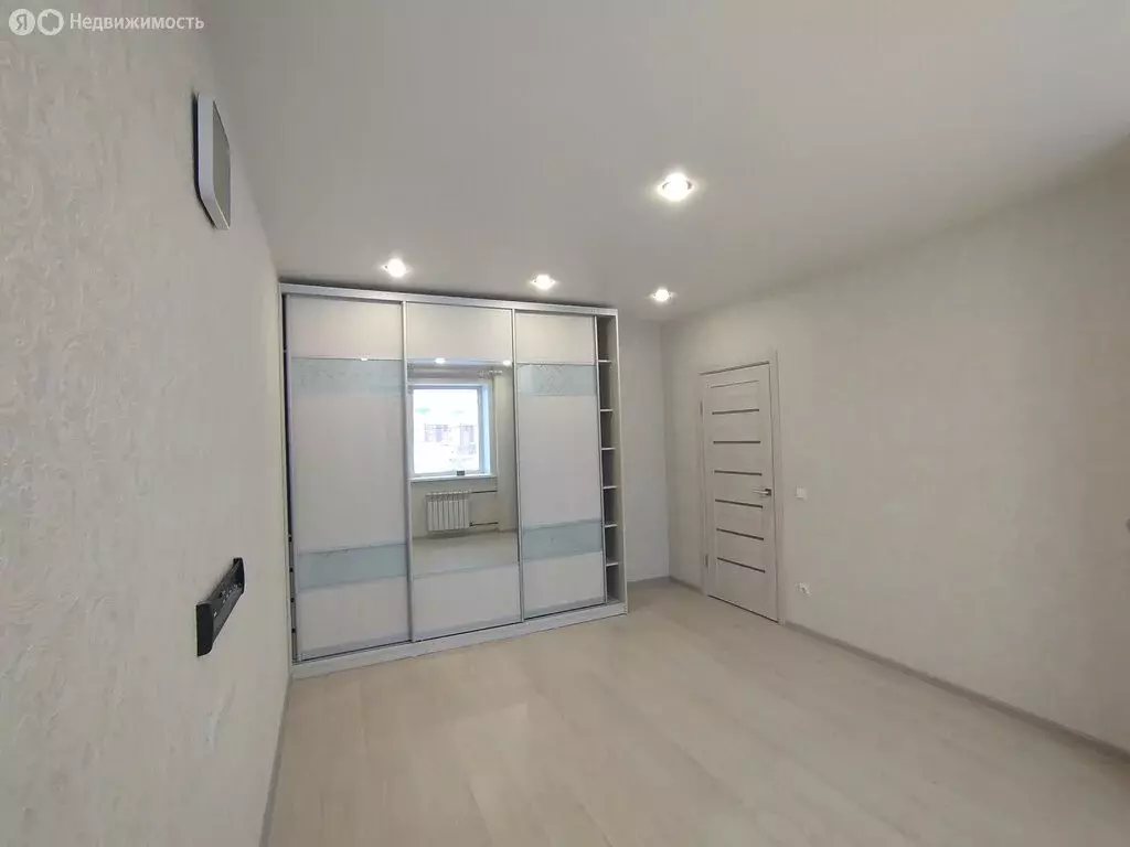 2-комнатная квартира: Сыктывкар, микрорайон Чит, улица 65-летия ... - Фото 2