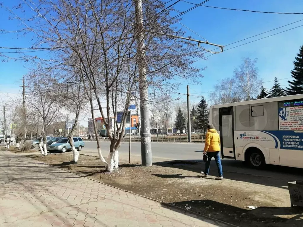 Помещение напротив парка - Фото 1