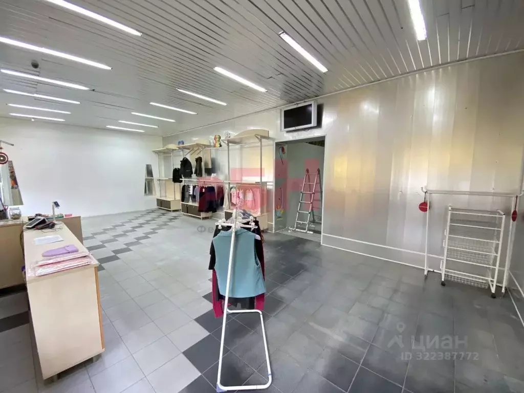 Торговая площадь в Курганская область, Курган ул. Карла Маркса, 66 ... - Фото 2