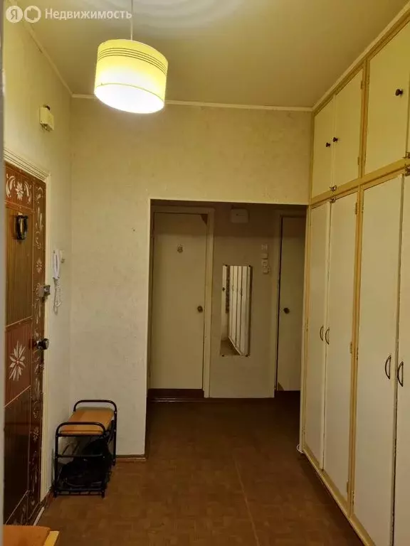 2-комнатная квартира: Мурманск, улица Георгия Седова, 24 (56 м) - Фото 0