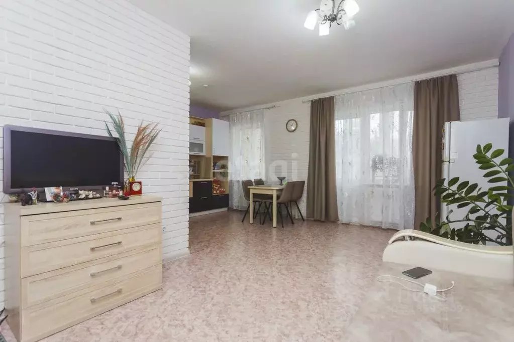 1-к кв. Башкортостан, Уфа ул. Комарова, 8 (37.7 м) - Фото 0