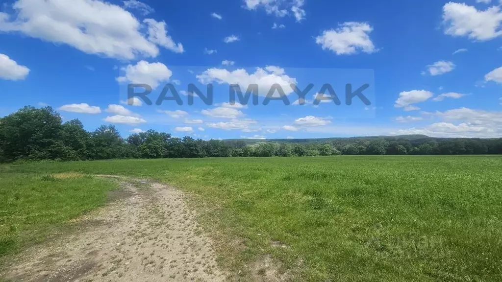 Участок в Адыгея, Майкопский район, Краснооктябрьское с/пос, пос. ... - Фото 1