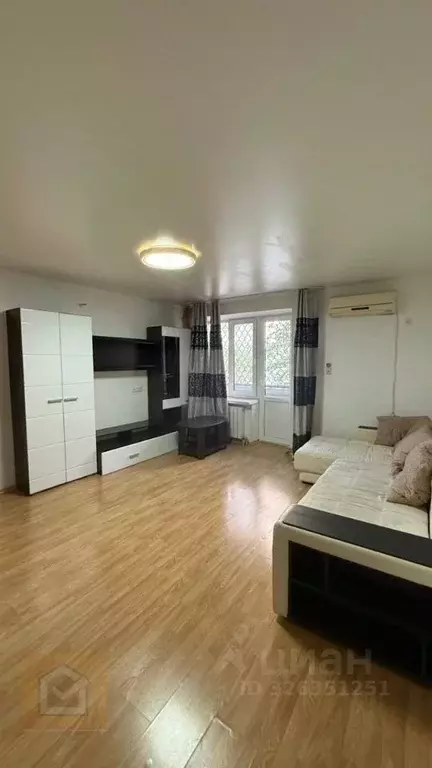 2-к кв. Крым, Феодосия ш. Керченское, 22 (55.7 м) - Фото 1