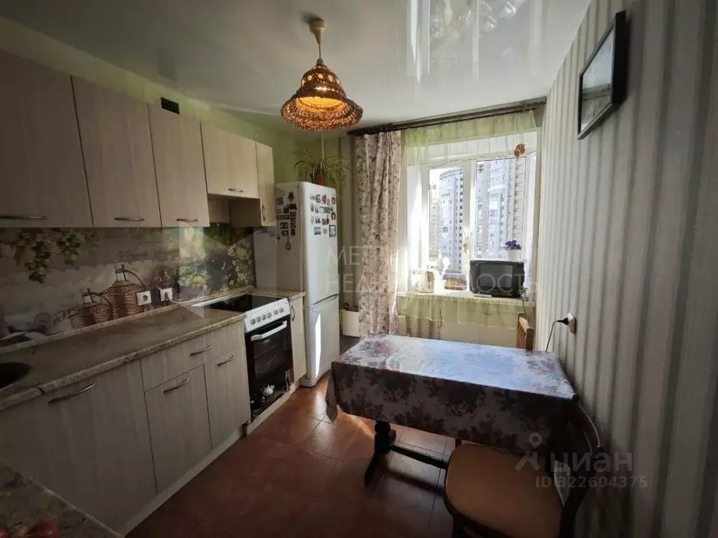 2-к кв. Тюменская область, Тюмень Заречный проезд, 6 (45.9 м) - Фото 1