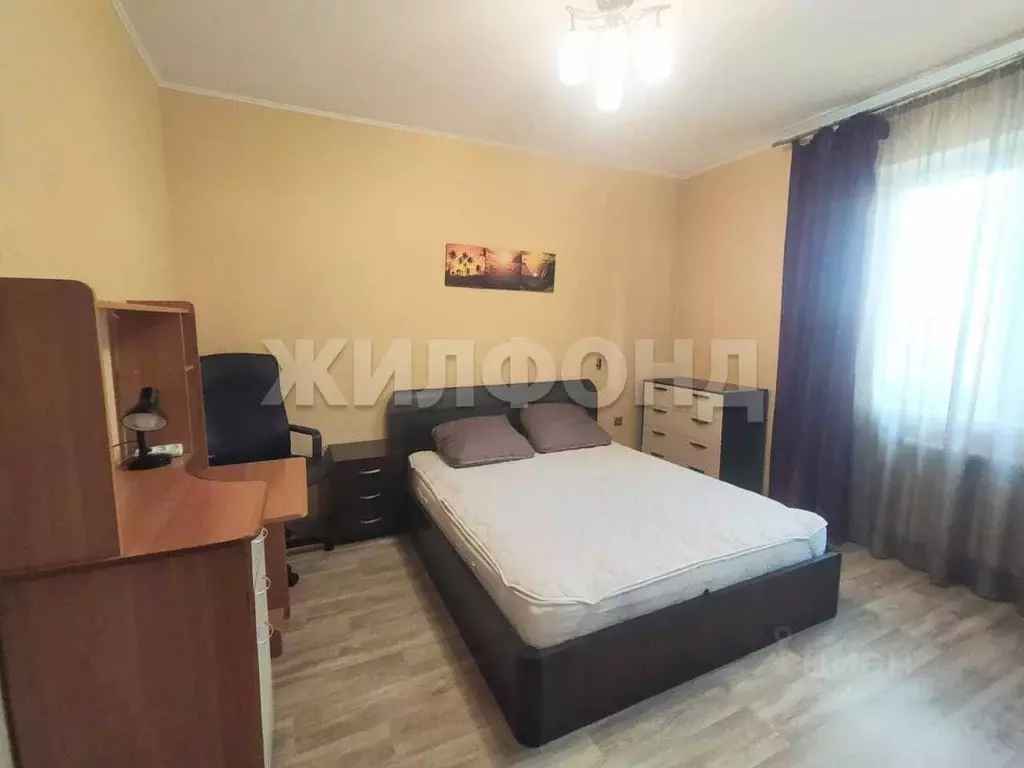 2-к кв. Новосибирская область, Новосибирск ул. 1905 года, 85/2 (69.0 ... - Фото 2