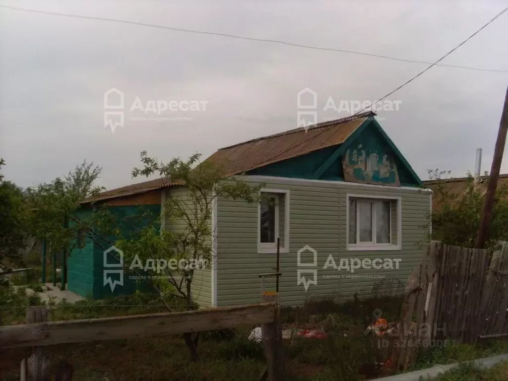 Дом в Волгоградская область, Светлоярский район, Приволжское с/пос, ... - Фото 1