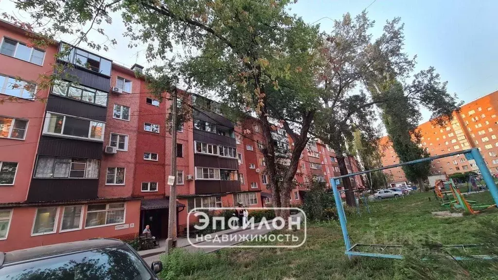 2-к кв. Курская область, Курск просп. Кулакова, 25 (47.1 м) - Фото 0