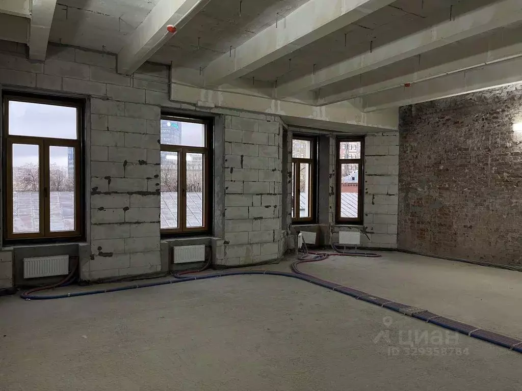 Квартира, 3 комнаты, 121.1 м - Фото 1