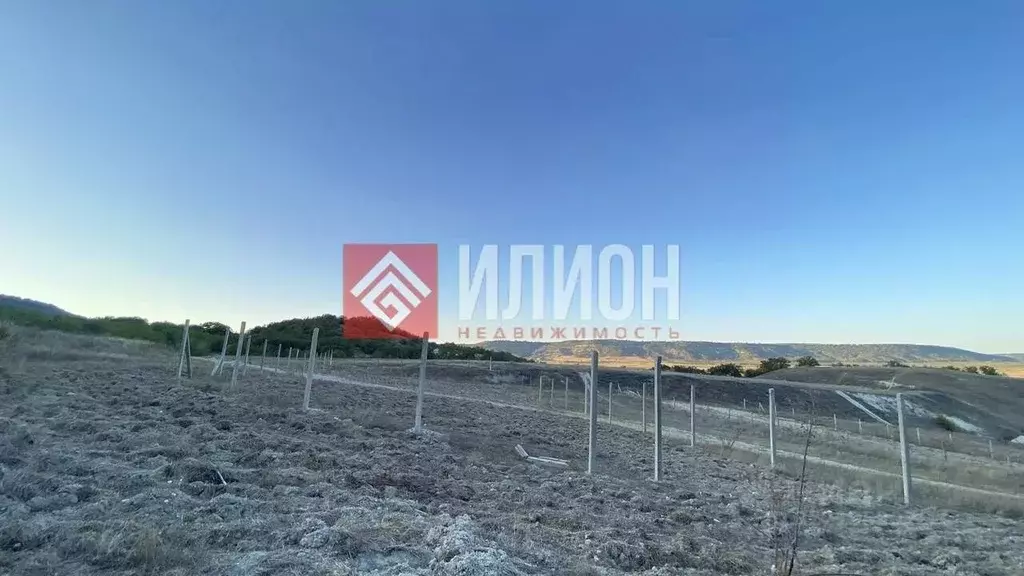 Участок в Крым, Бахчисарайский район, Железнодорожненское с/пос, с. ... - Фото 2