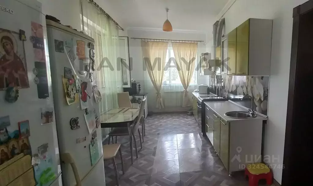 Дом в Адыгея, Майкоп Кооперативная ул., 58 (118 м) - Фото 2