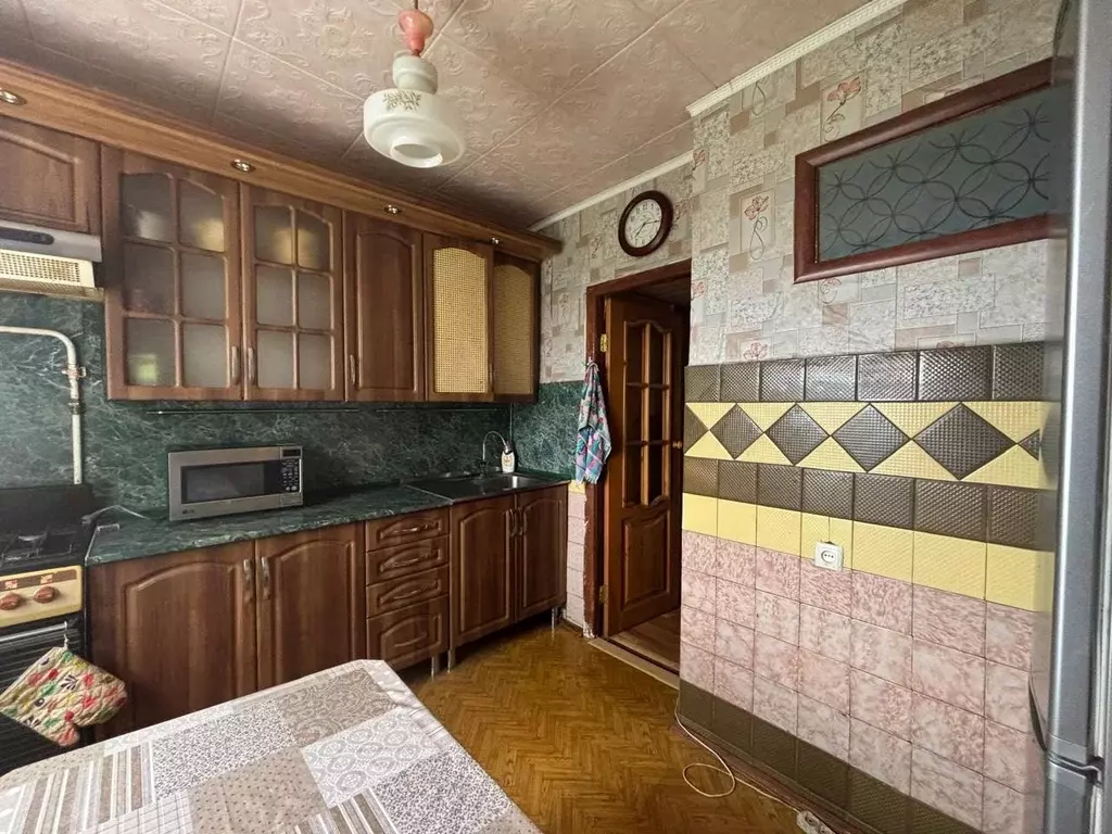 2-к кв. Ростовская область, Сальск ул. Николая Островского, 2К (51.0 ... - Фото 1