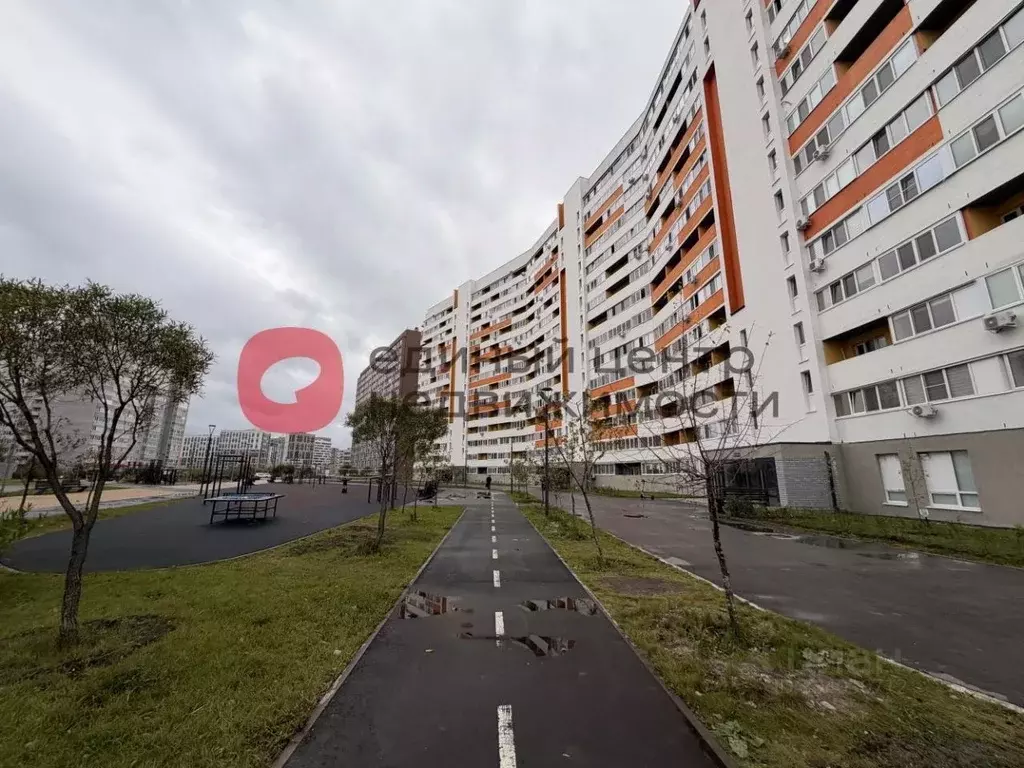 2-к кв. Тюменская область, Тюмень ул. Новоселов, 113 (50.5 м) - Фото 1