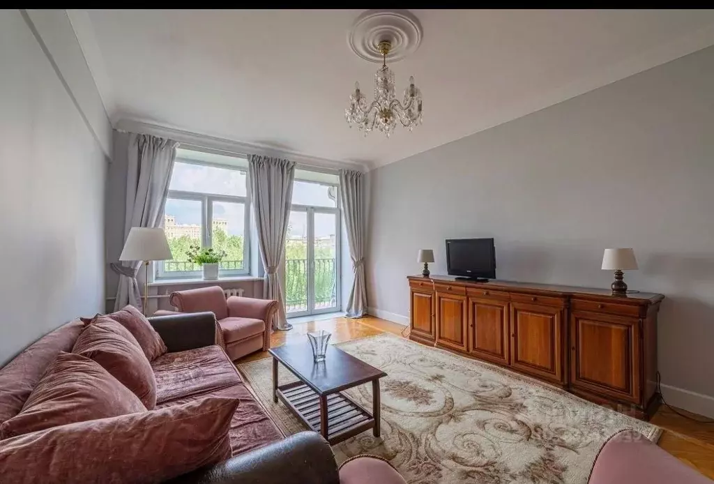 2-к кв. Москва ул. Строителей, 6К7 (80.0 м) - Фото 1