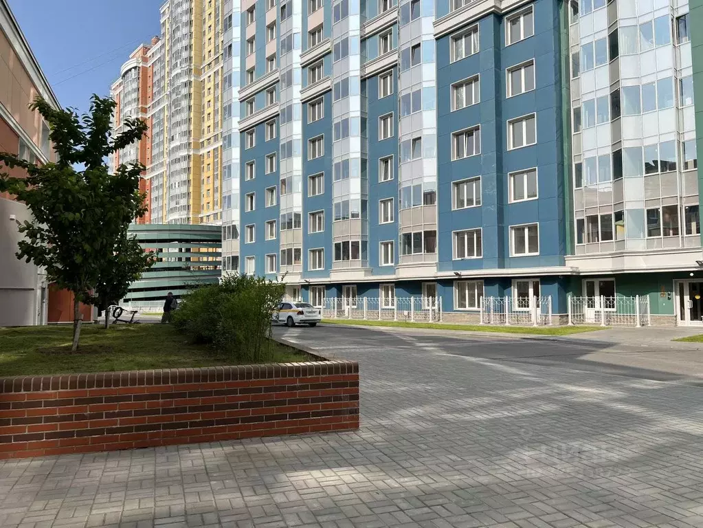 2-к кв. Санкт-Петербург ул. Кустодиева, 7к1 (77.8 м) - Фото 1