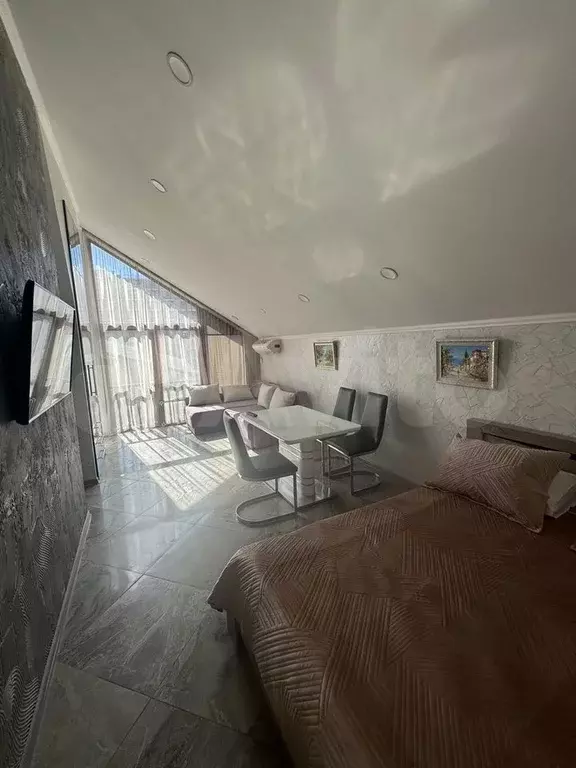 Комната 45 м в 1-к., 2/2 эт. - Фото 1