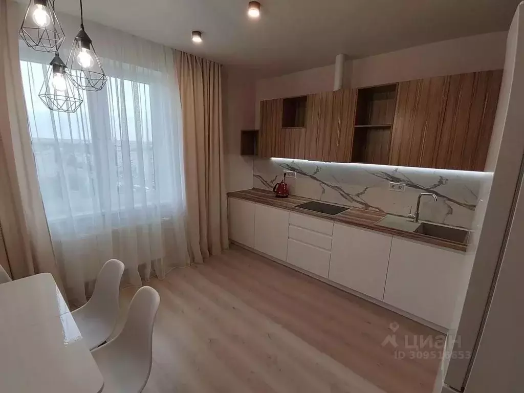 2-к кв. Татарстан, Казань ул. Серова, 50к1 (64.0 м) - Фото 1