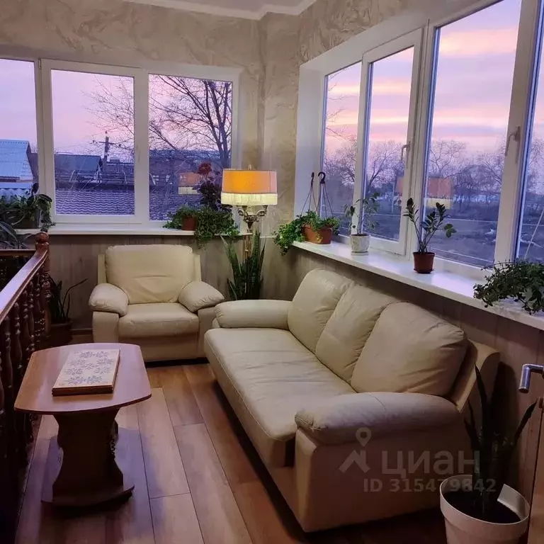 Дом в Ростовская область, Азовский район, Обильненское с/пос, пос. ... - Фото 1