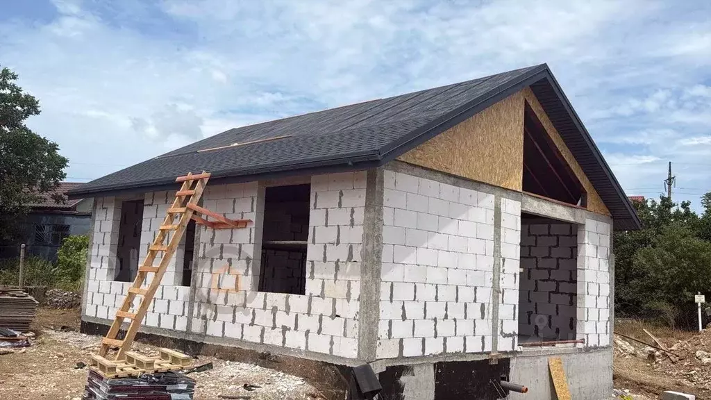 Дом в Севастополь Дружный-2 садоводческое товарищество,  (140 м) - Фото 1