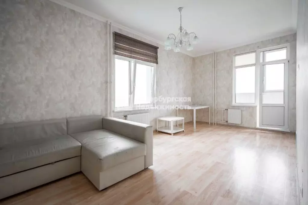 2-к кв. Санкт-Петербург просп. Народного ополчения, 10 (68.4 м) - Фото 1