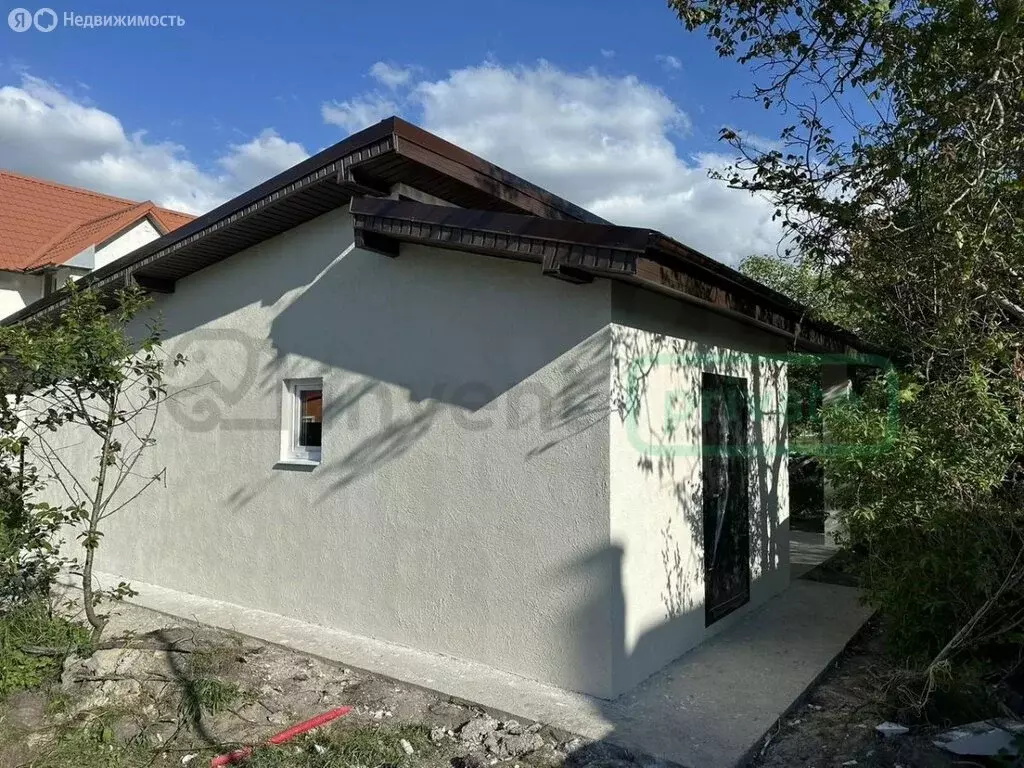 Дом в посёлок Отважное, Шоссейная улица (65 м) - Фото 2