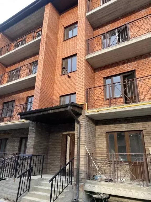 1-к кв. Карачаево-Черкесия, Зеленчукский район, с. Архыз ул. ... - Фото 1
