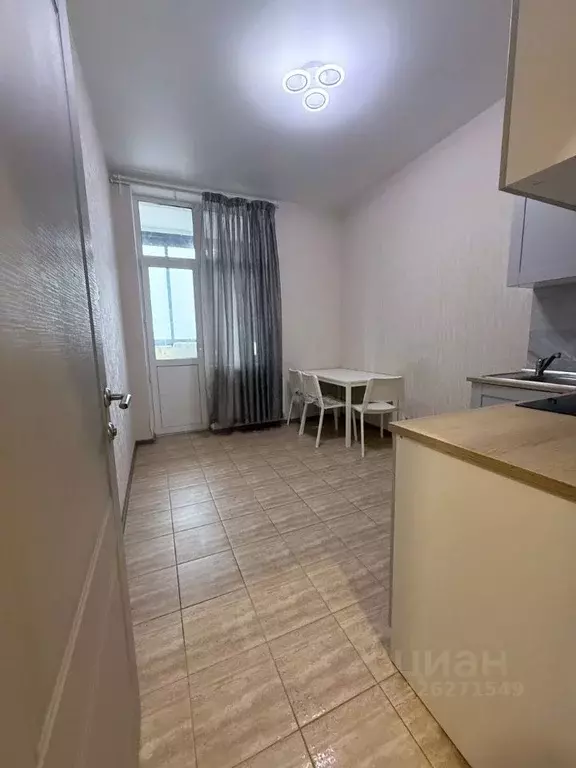 1-к кв. Московская область, Красногорск Центральный проезд, 3 (38.6 м) - Фото 2