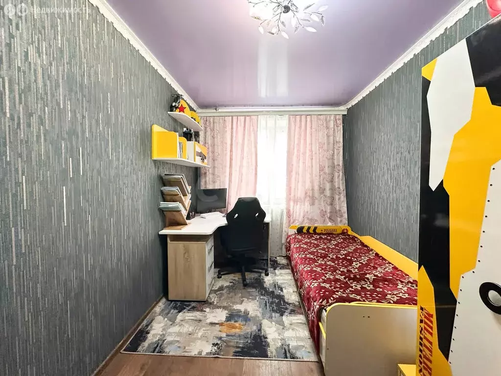 2-комнатная квартира: Комсомольск-на-Амуре, Водонасосная улица, 1к4 ... - Фото 1