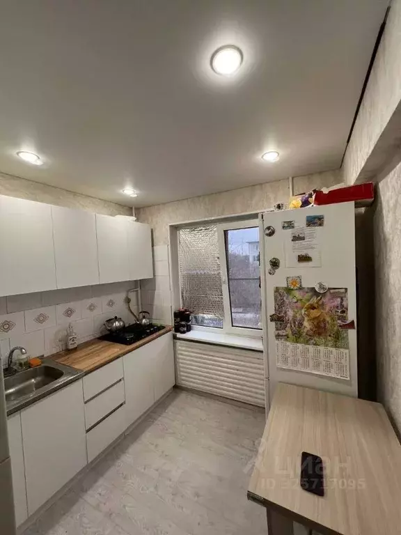 3-к кв. Астраханская область, Астрахань ул. Савушкина, 17к1 (58.7 м) - Фото 1