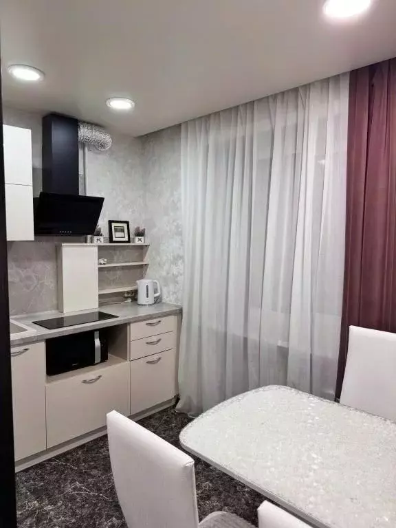2-к кв. Хабаровский край, Хабаровск ул. Ким Ю Чена, 43 (63.0 м) - Фото 0