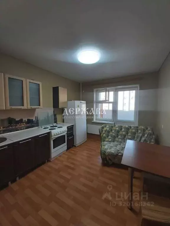 1-к кв. Белгородская область, Старый Оскол Степной мкр, 9 (52.0 м) - Фото 1