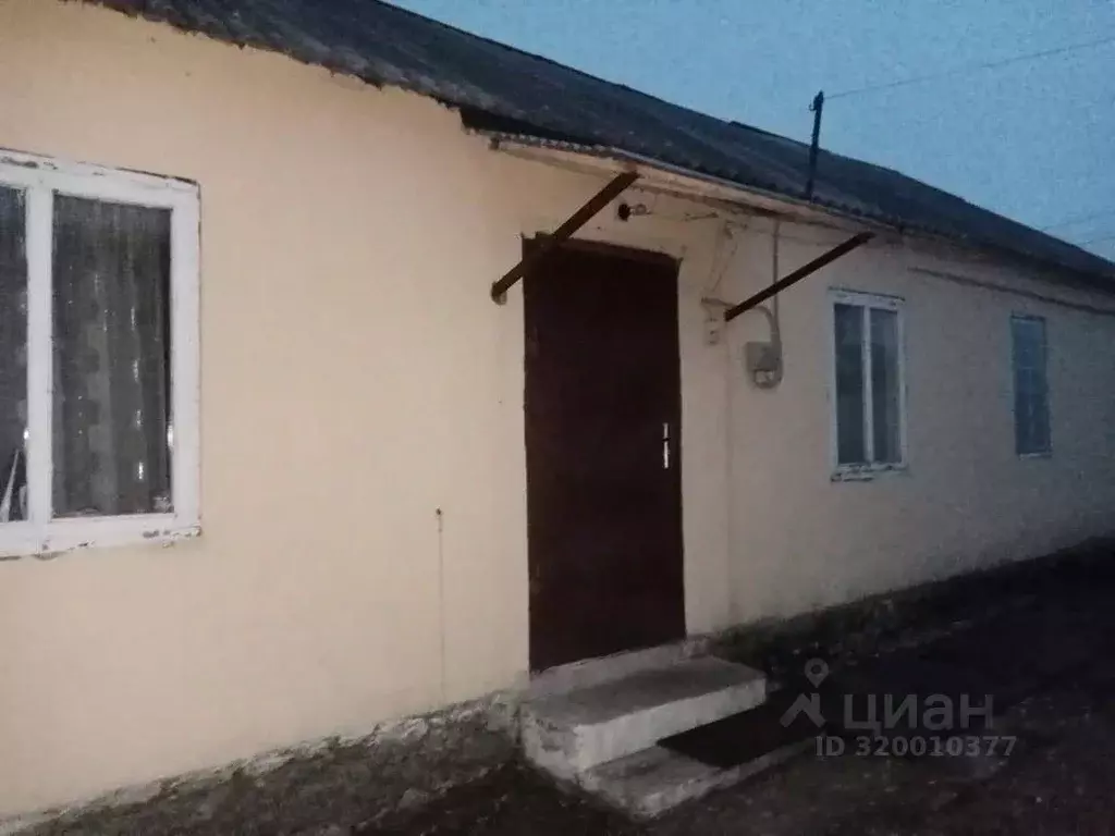 Дом в Ростовская область, Шахты пер. Курчатова (52 м) - Фото 0