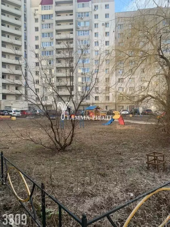 3-к кв. Саратовская область, Саратов ул. Усть-Курдюмская, 1 (85.0 м) - Фото 1