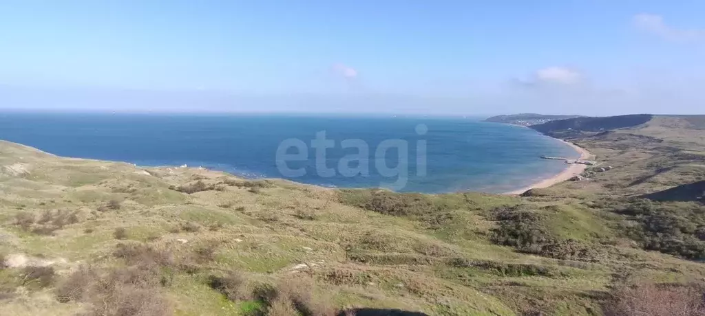 Участок в Крым, Ленинский район, Глазовское с/пос, с. Осовины ул. ... - Фото 1