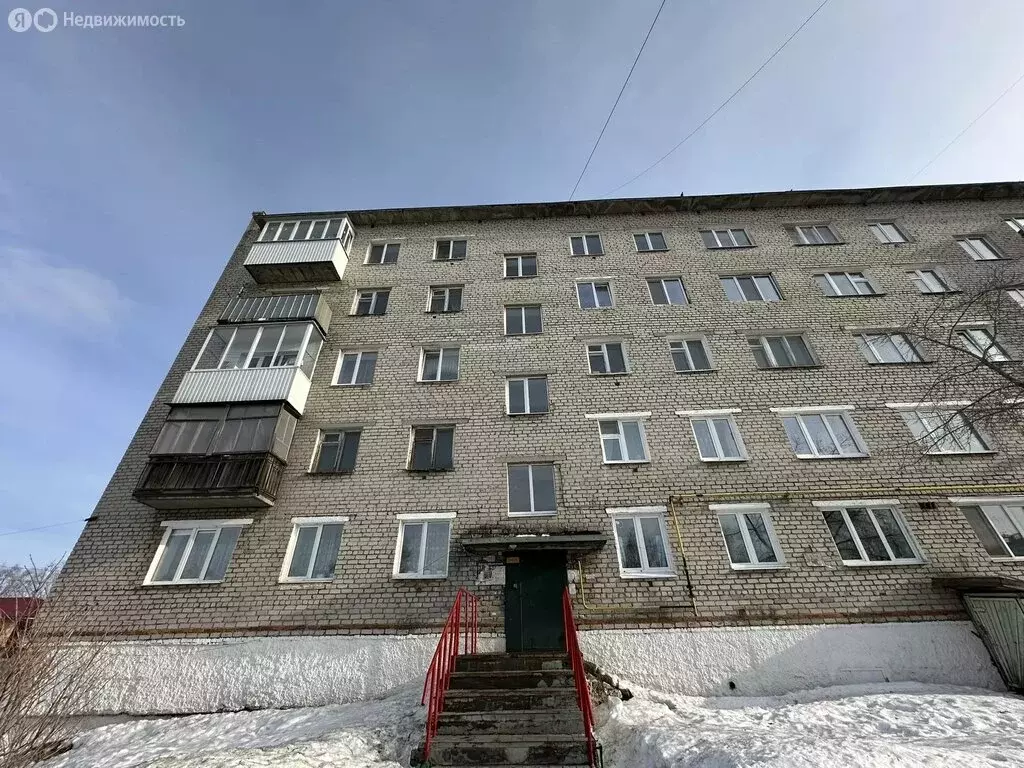 3-комнатная квартира: Реж, Вокзальная улица, 1А (50.7 м) - Фото 1