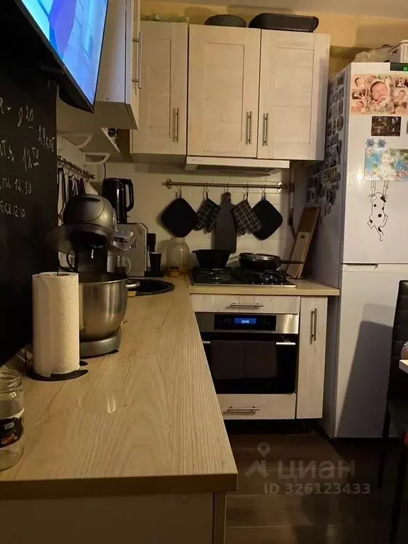 3-к кв. Московская область, Домодедово Авиационный мкр, просп. ... - Фото 2