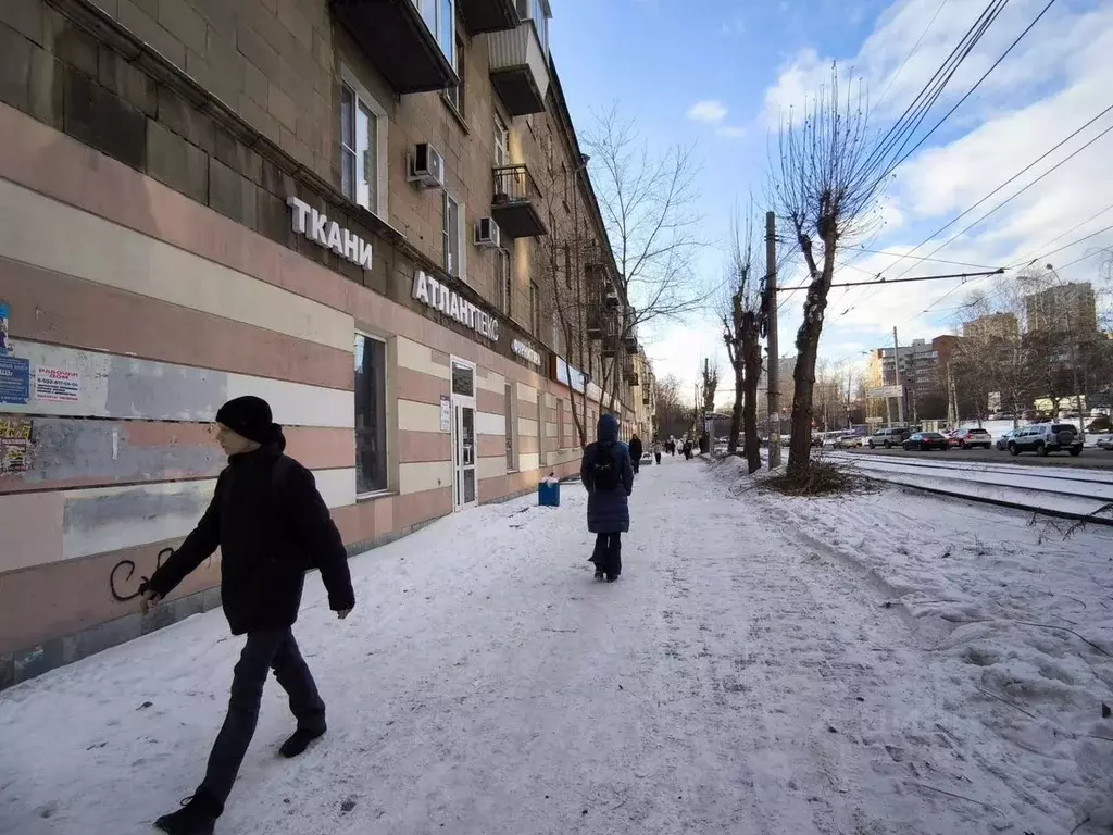 Помещение свободного назначения в Свердловская область, Екатеринбург ... - Фото 0