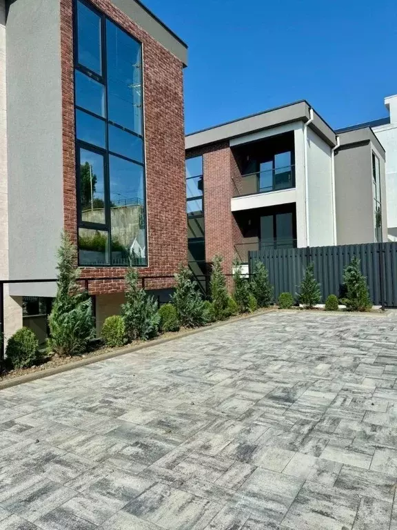 Дом в Краснодарский край, Сочи городской округ, с. Верхневеселое  (300 ... - Фото 1