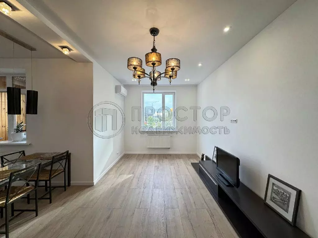 Продается 3-комнатная квартира - Фото 1